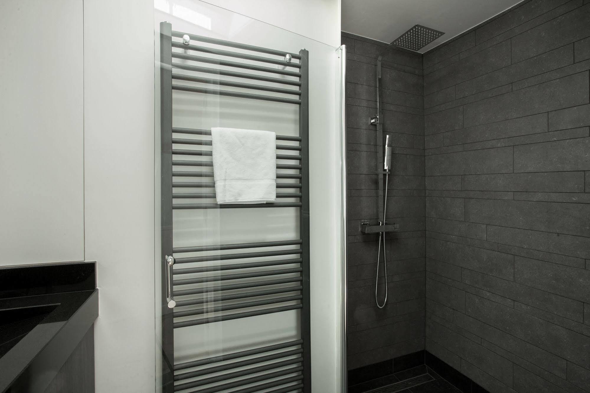 Stayci Serviced Apartments Denneweg Haag Exteriör bild