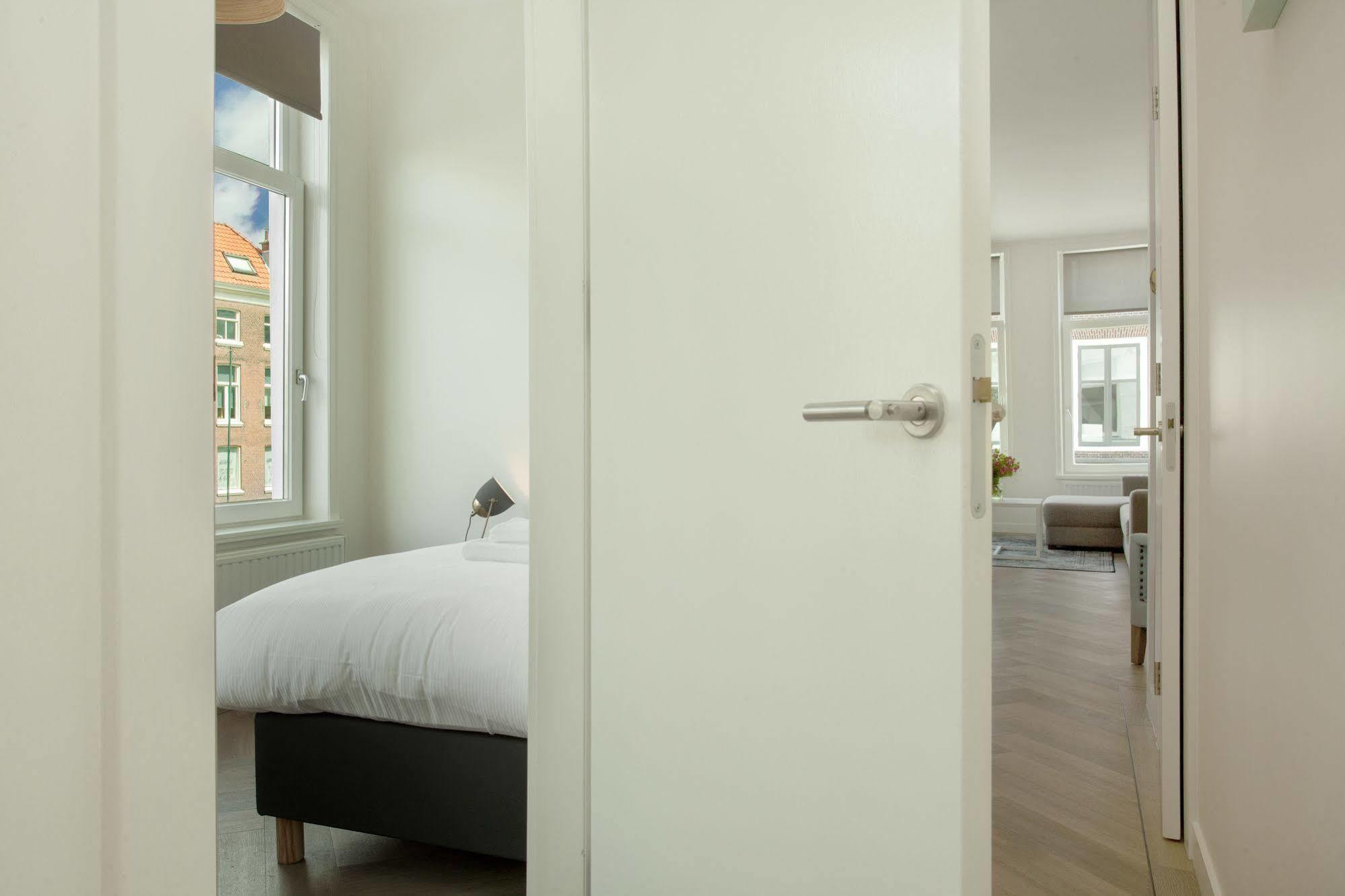 Stayci Serviced Apartments Denneweg Haag Exteriör bild