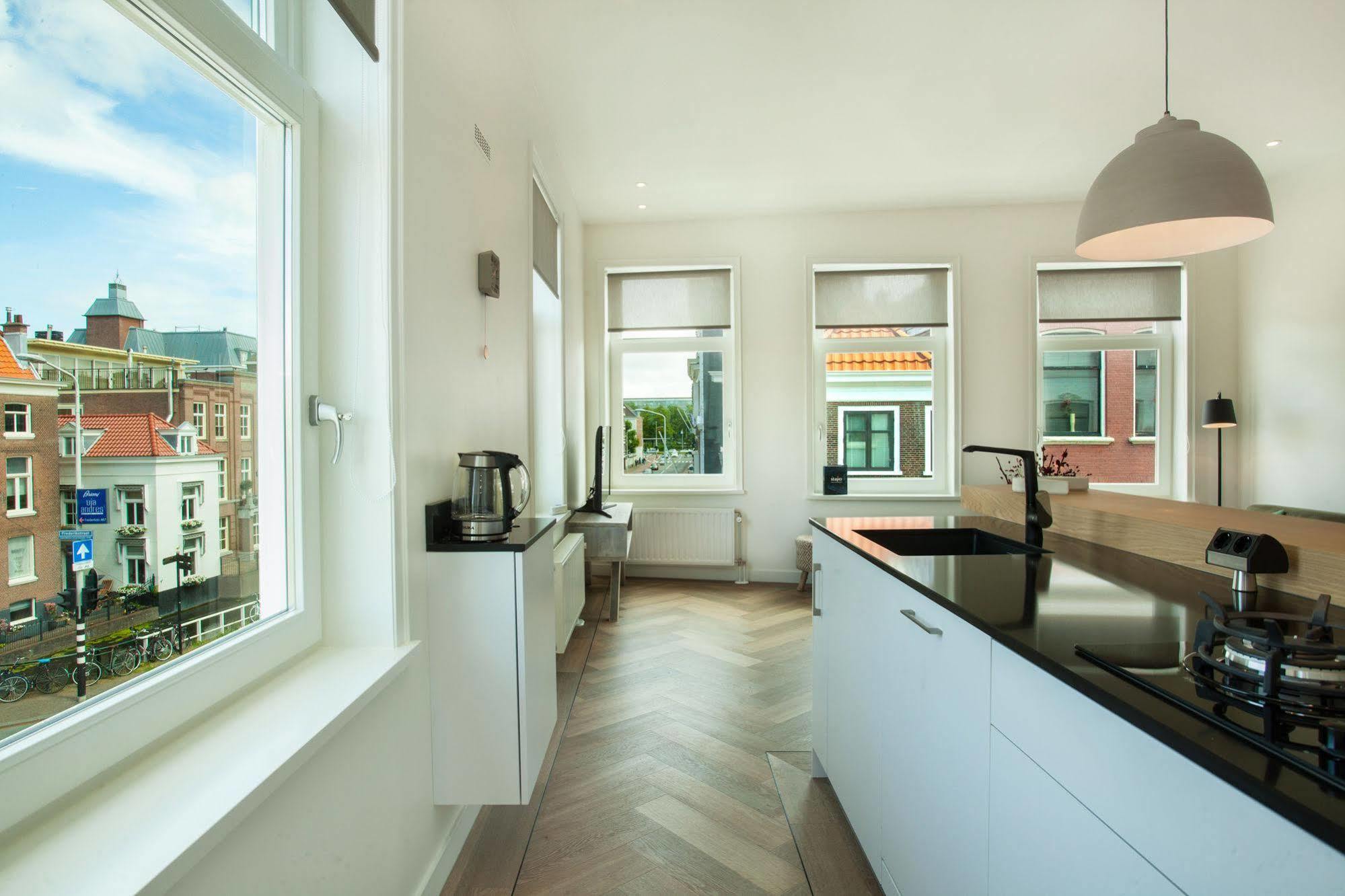 Stayci Serviced Apartments Denneweg Haag Exteriör bild